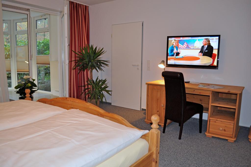 Hellmanns Hotel Bremers Bauerndiele Wiefelstede Habitación foto